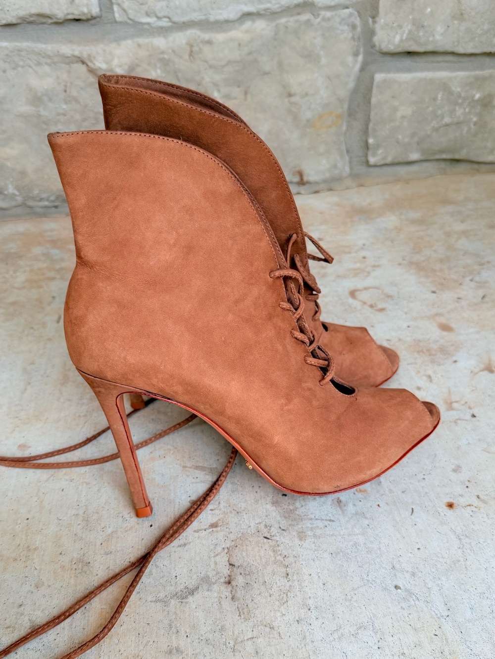 Schutz 8 Booties